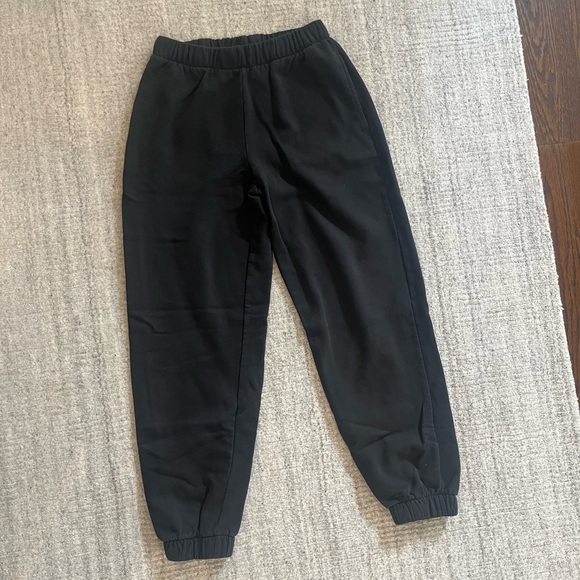 Brandy Melville Rosa sweatpants - Picture 1 of 2
